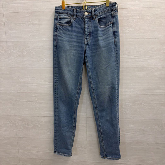 American Eagle Tomgirl Medium Wash Jeans 4 Tall
