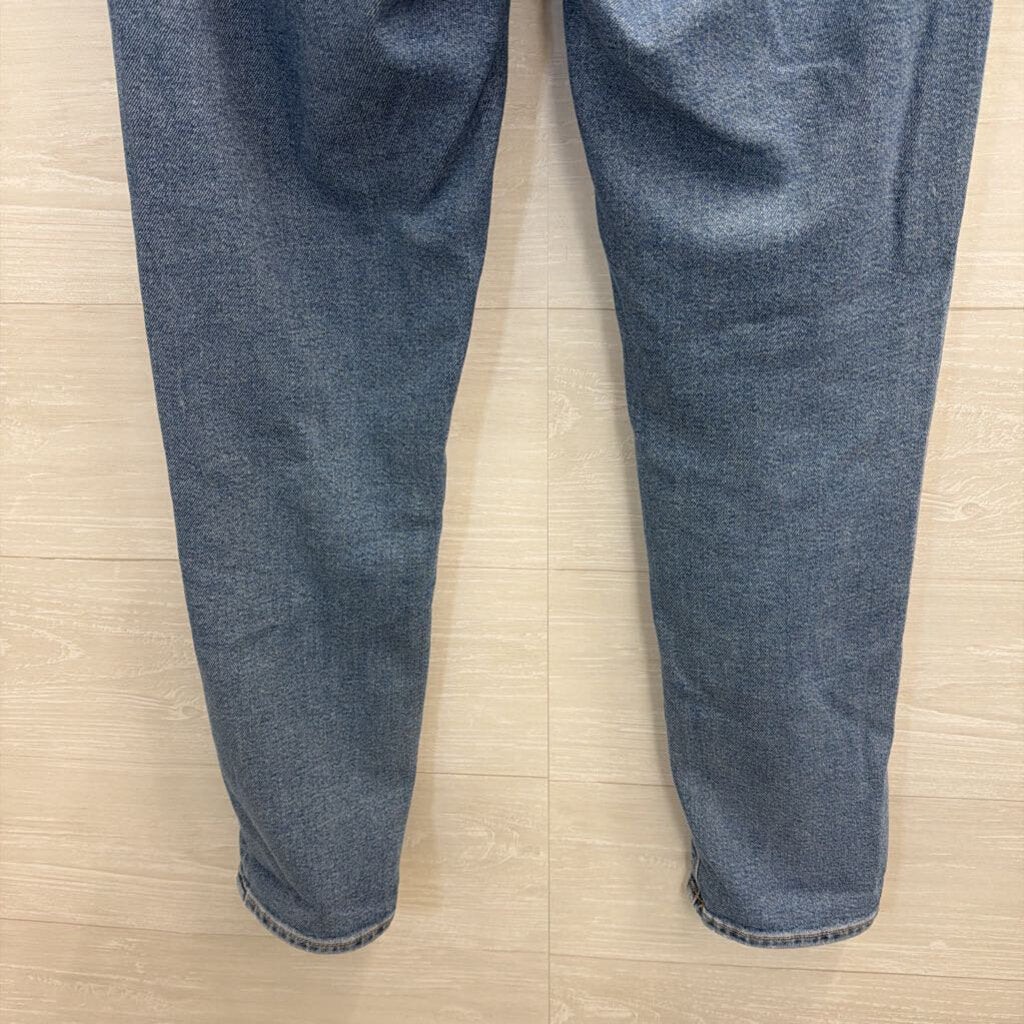 American Eagle Tomgirl Medium Wash Jeans 4 Tall