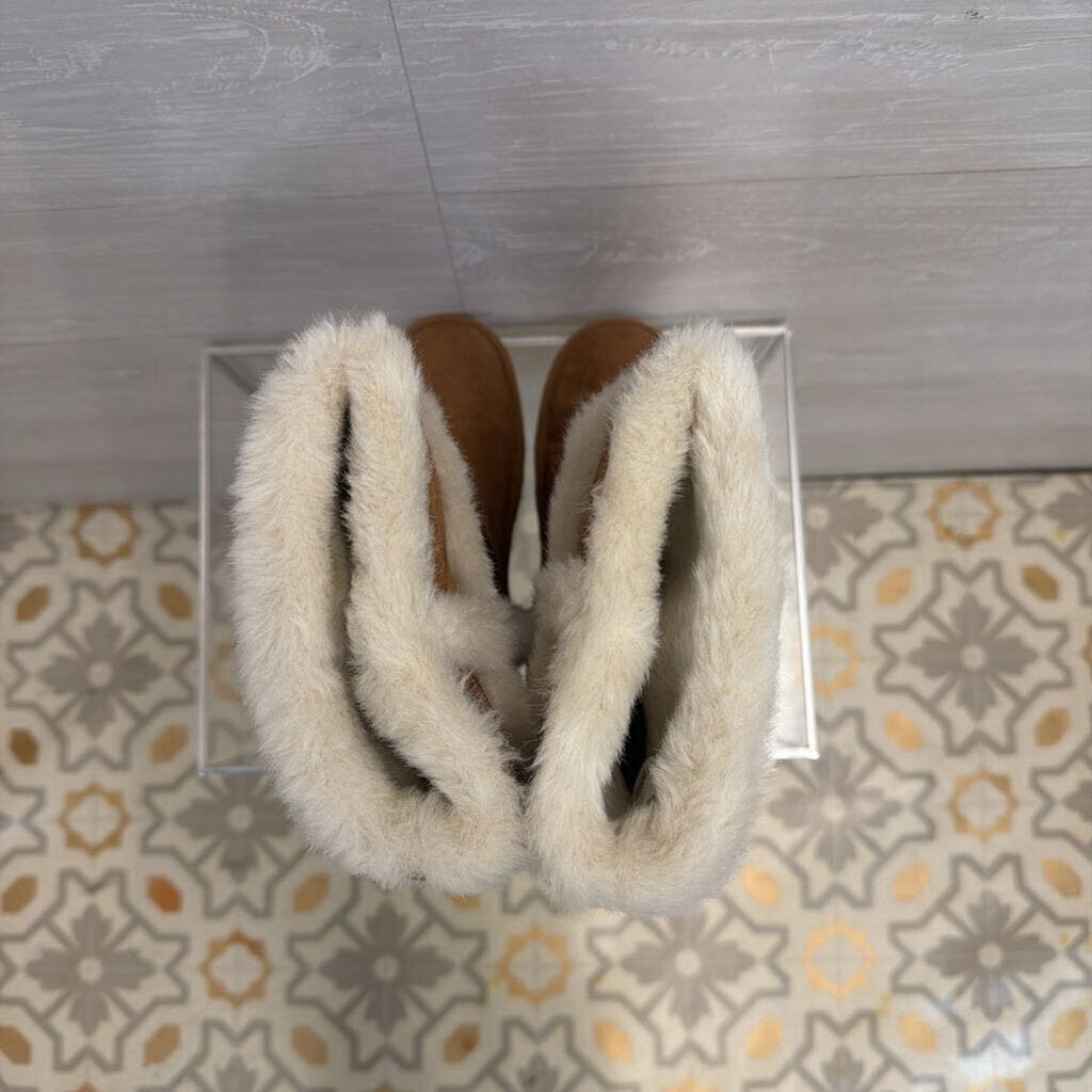 Rampage Brown/ White Suede Faux Fur Puffen Boots 6