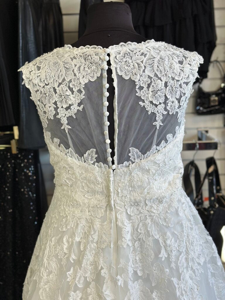 David's Bridal Lace A-Line Bridal Gown 9wg3850 Ivory 22W