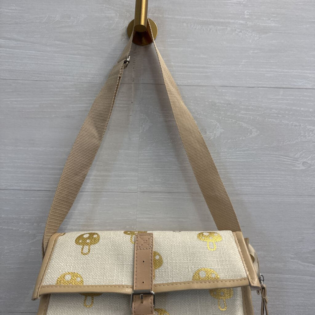 Natural Elements Cream/ Gold Mushroom Print Insulated Lunch Box