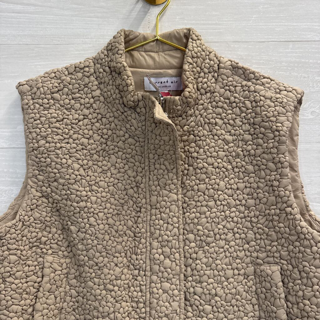 Current Air Beige Textured Cropped Quilting Vest Medium