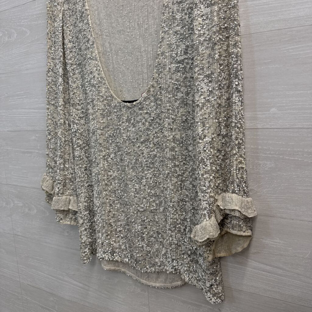 Isabelle Quinn Ivory/ Silver Sequin Long Sleeve Low Back Dress 8