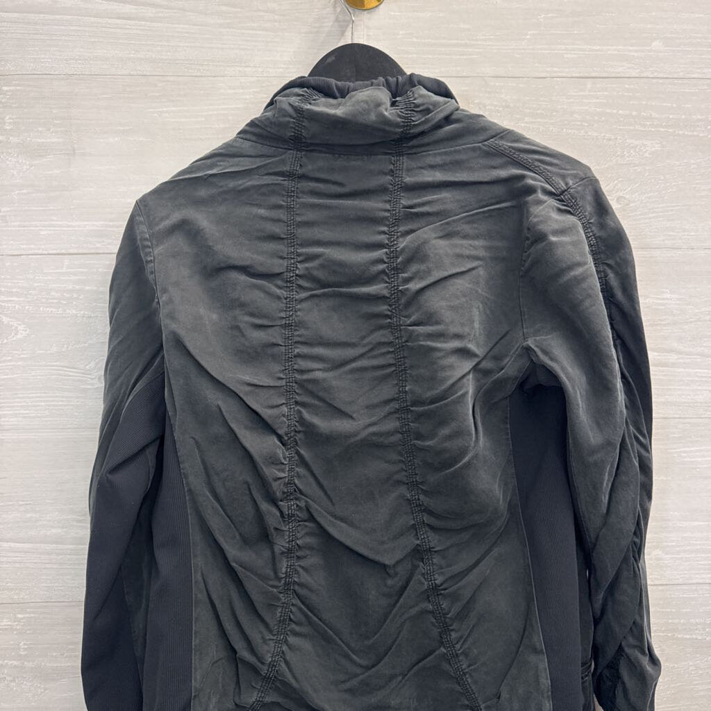 Lululemon Black/ Grey Reversible Cool Down Ruched Zip Up Jacket 8