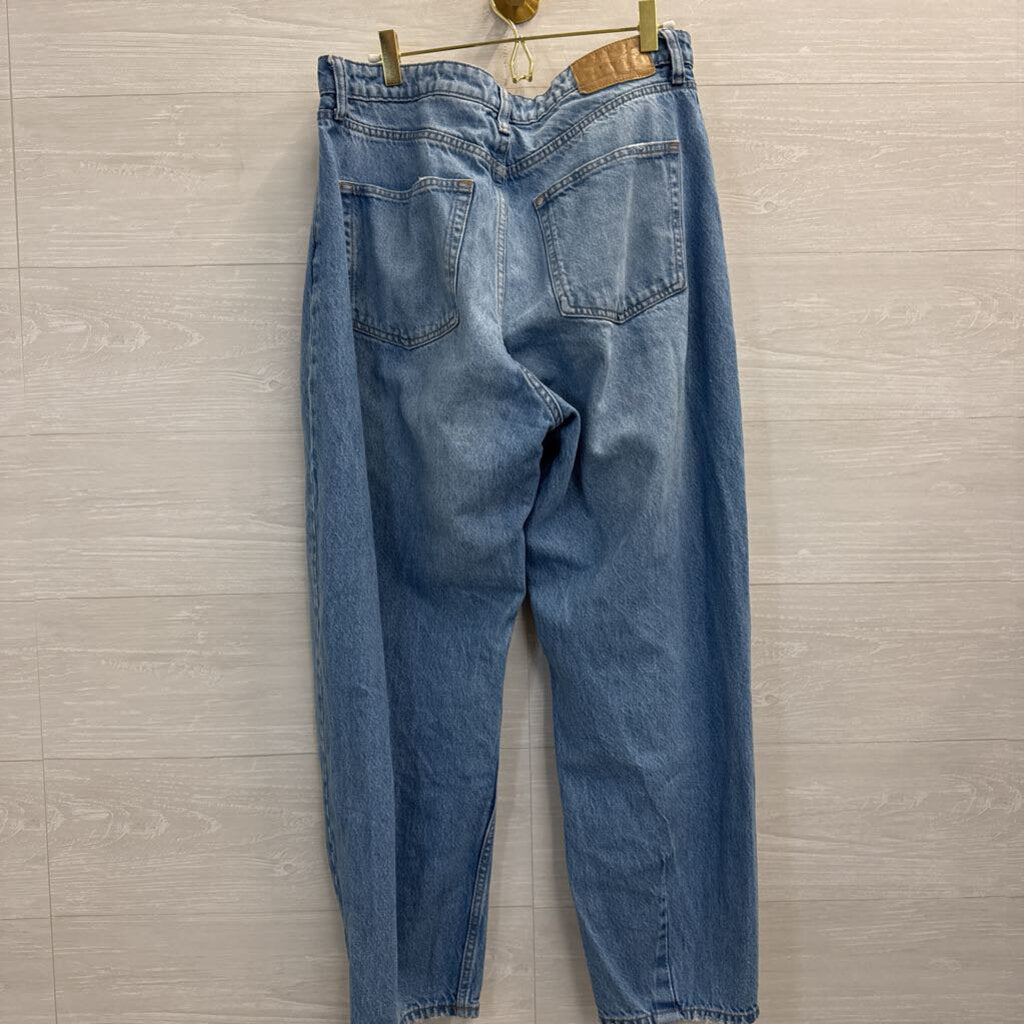 And Denim Light Wash Loose Fit High Waisted Barrel Jeans 10