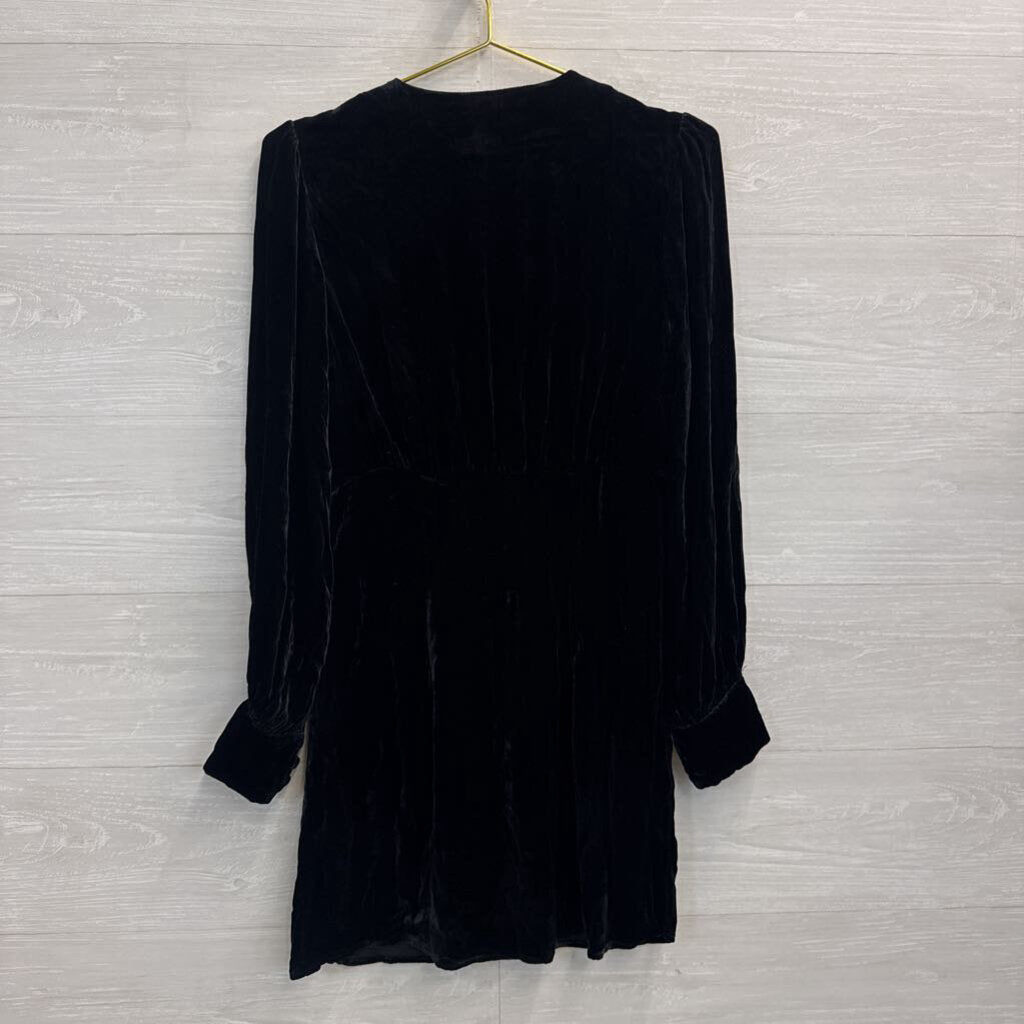 Realisation Black Velvet Long Sleeve Button Front Dress Medium