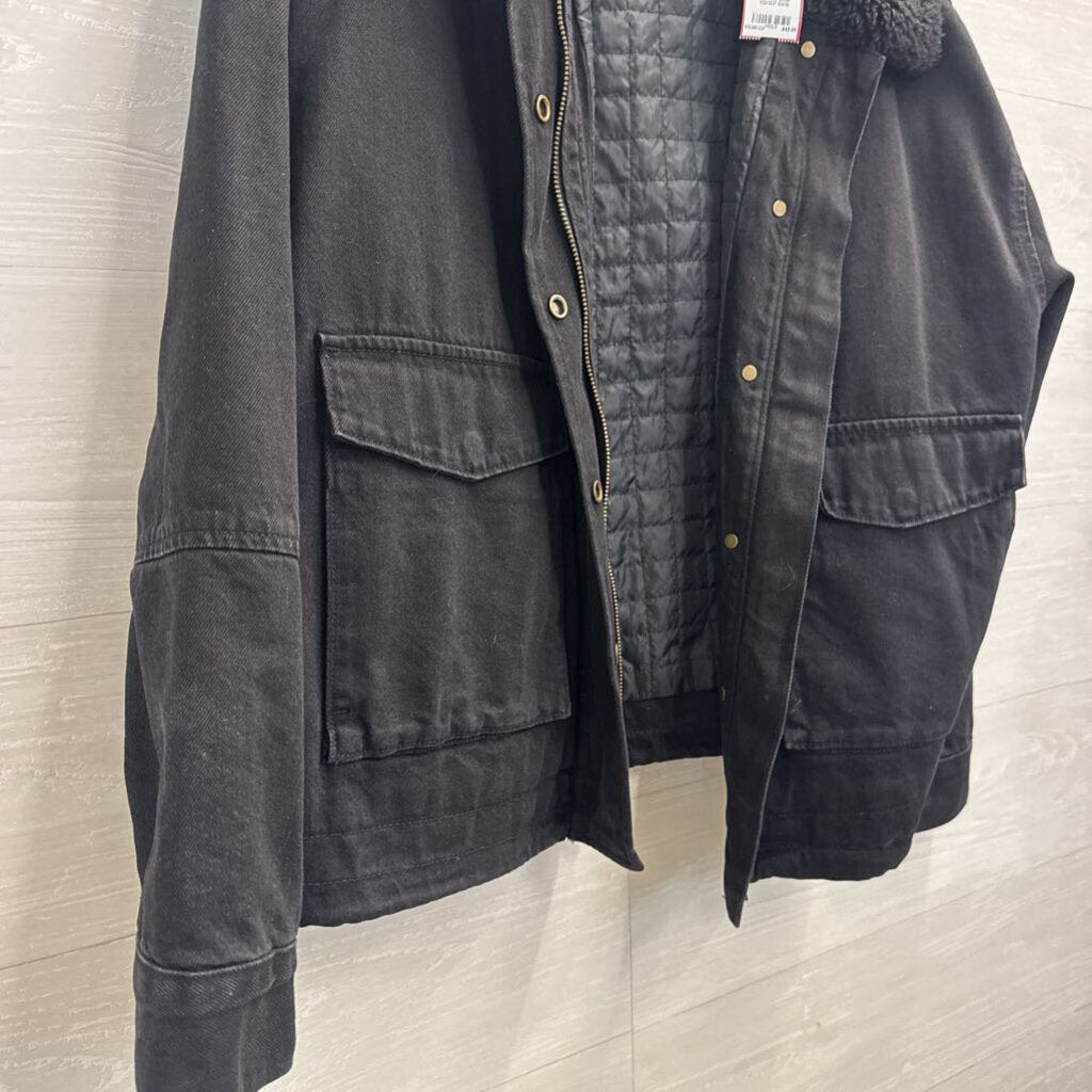 Levi Black Denim Sherpa Collar Jacket Medium