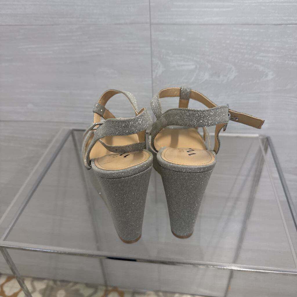 Touch of Nina Silver Shimmer Sparkle Strappy Wedge Heels 9