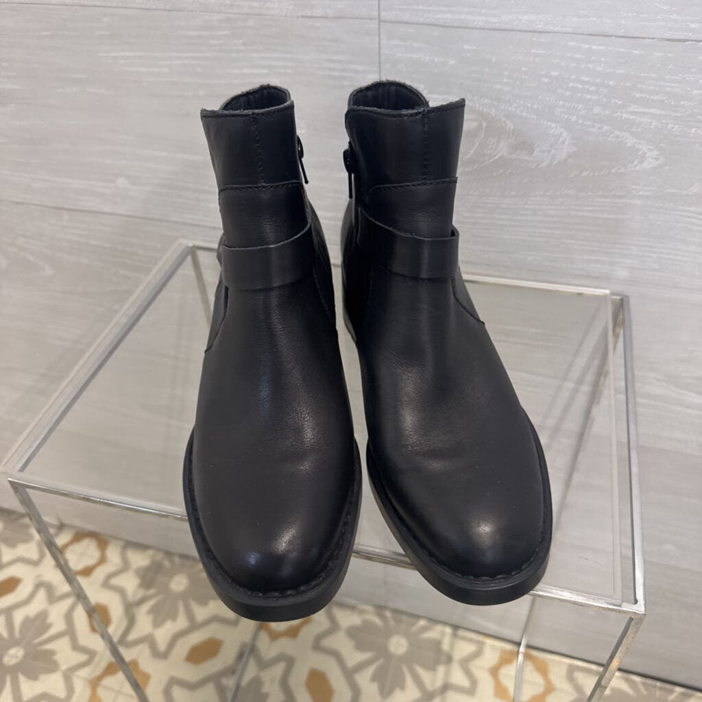 Born Black Leather Tori Ankle Boots 8.5
