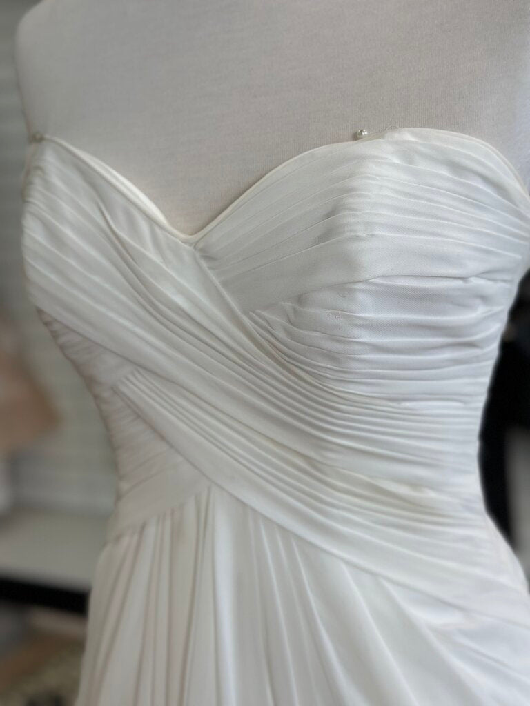 Maggie Sottero Ivory Strapless Ruched Lace Up Back Bridal Gown 6