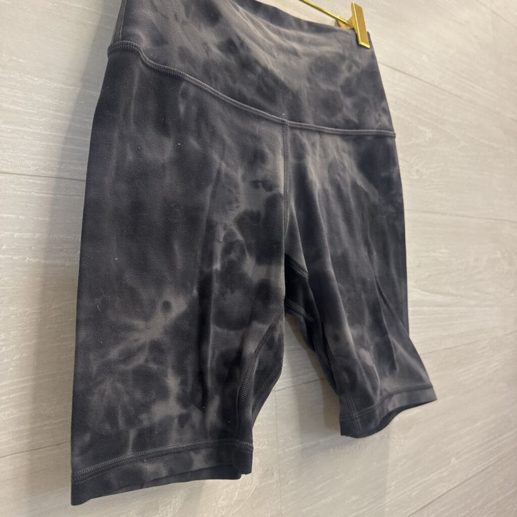 Lululemon Black/ Grey Print Biker Shorts 4