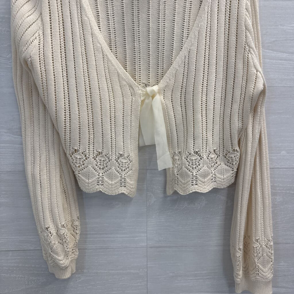 Originality Cream Knit Tie Front Sweater Medium