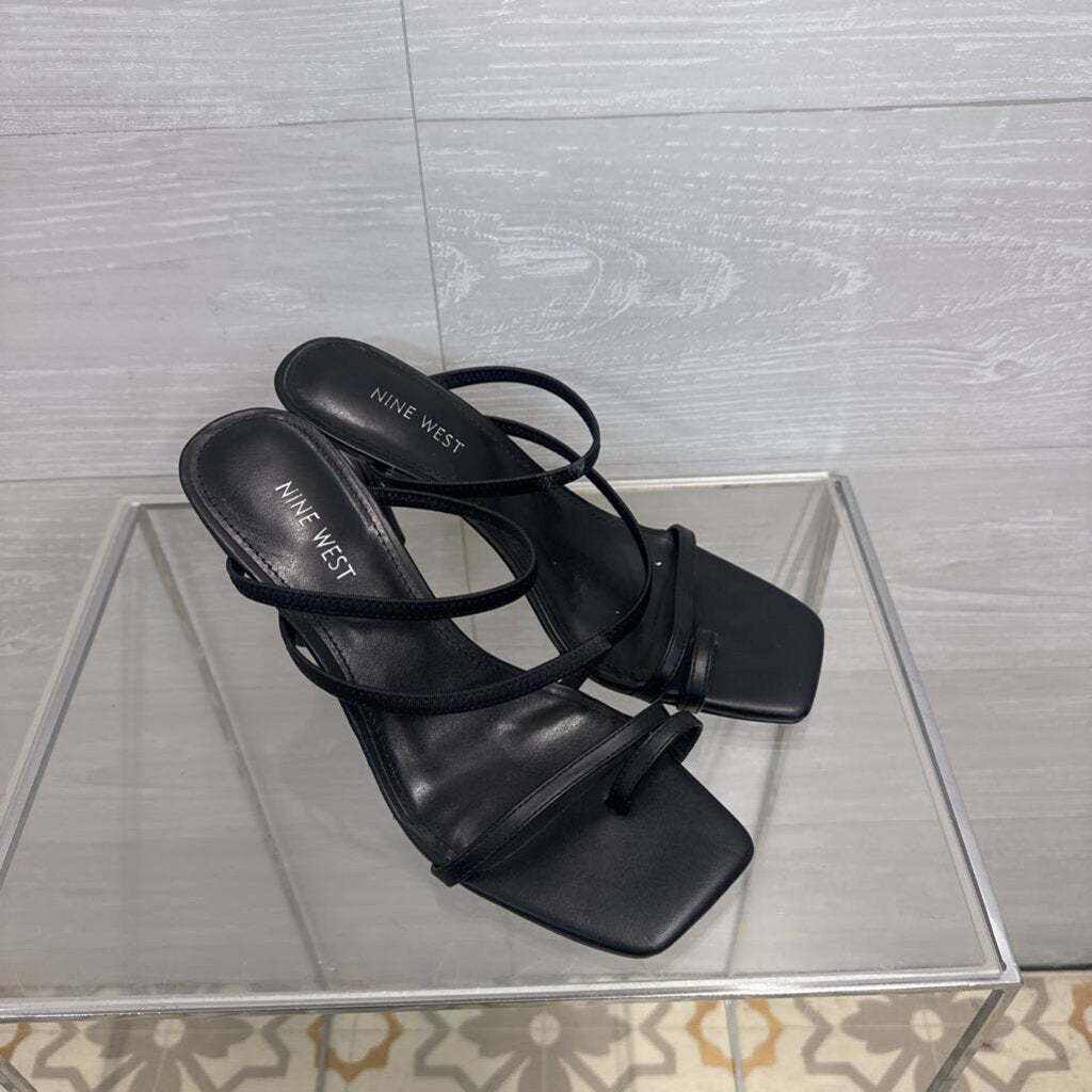 Nine West Black Strappy Toe Loop Sandal Heels 8.5