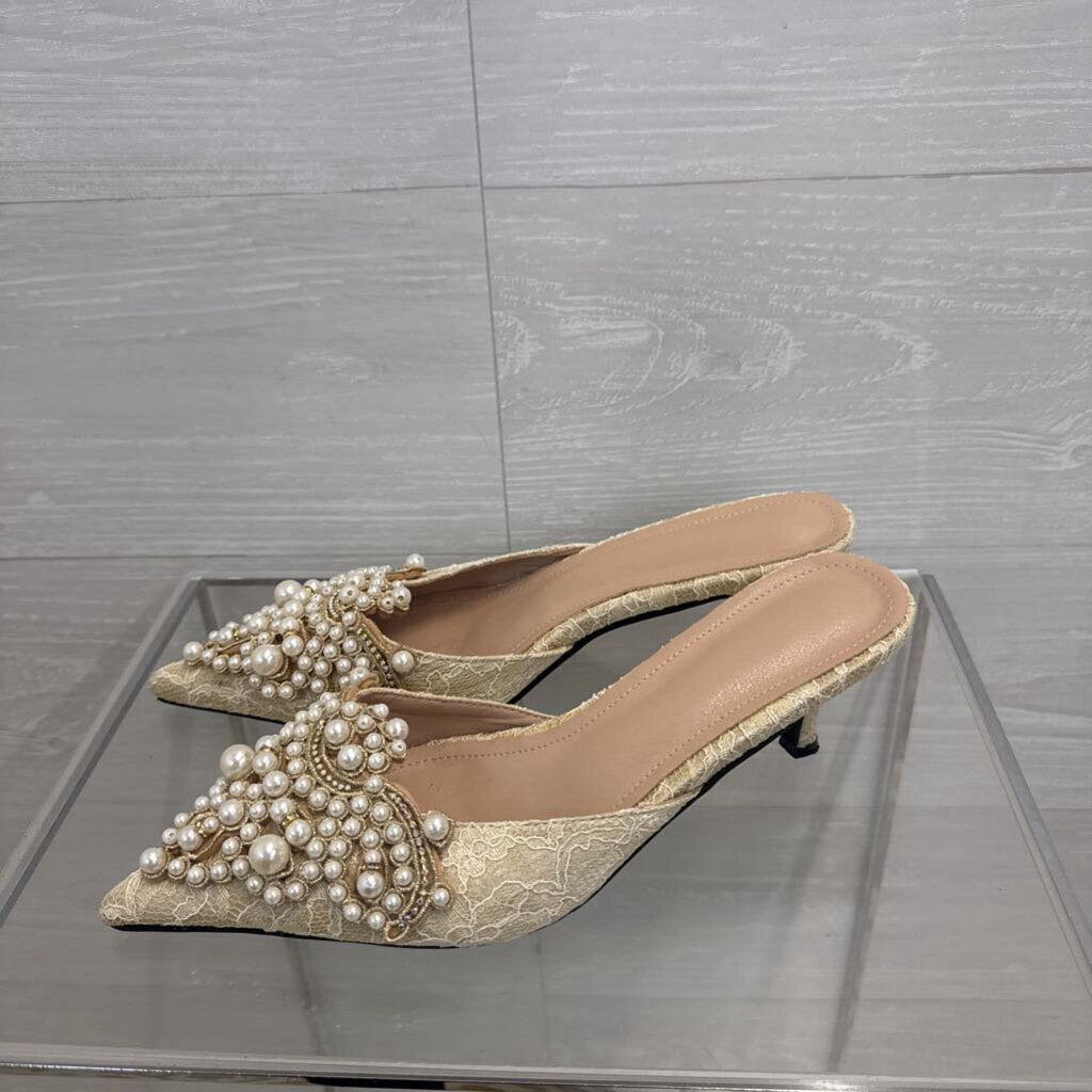 Pearl/Lace Kitten Heel Mules 41