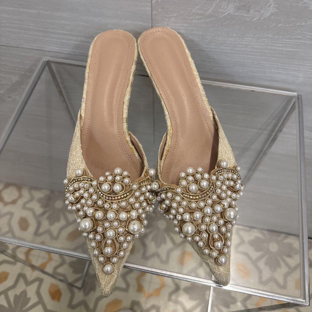 Pearl/Lace Kitten Heel Mules 41