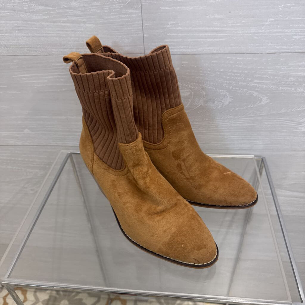 Boutique by Corkys Brown Suede Pull On Ankle Boots 7