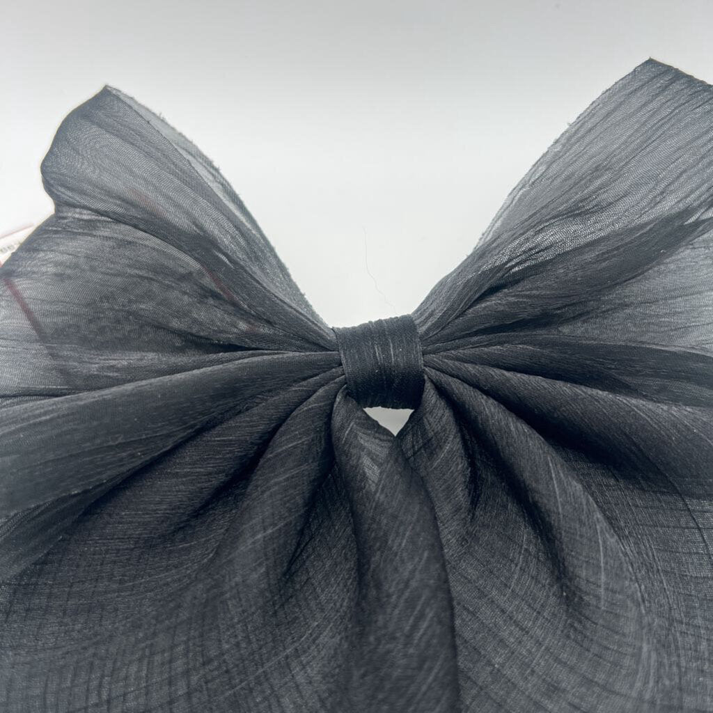 Black Fabric Bow Hair Clip