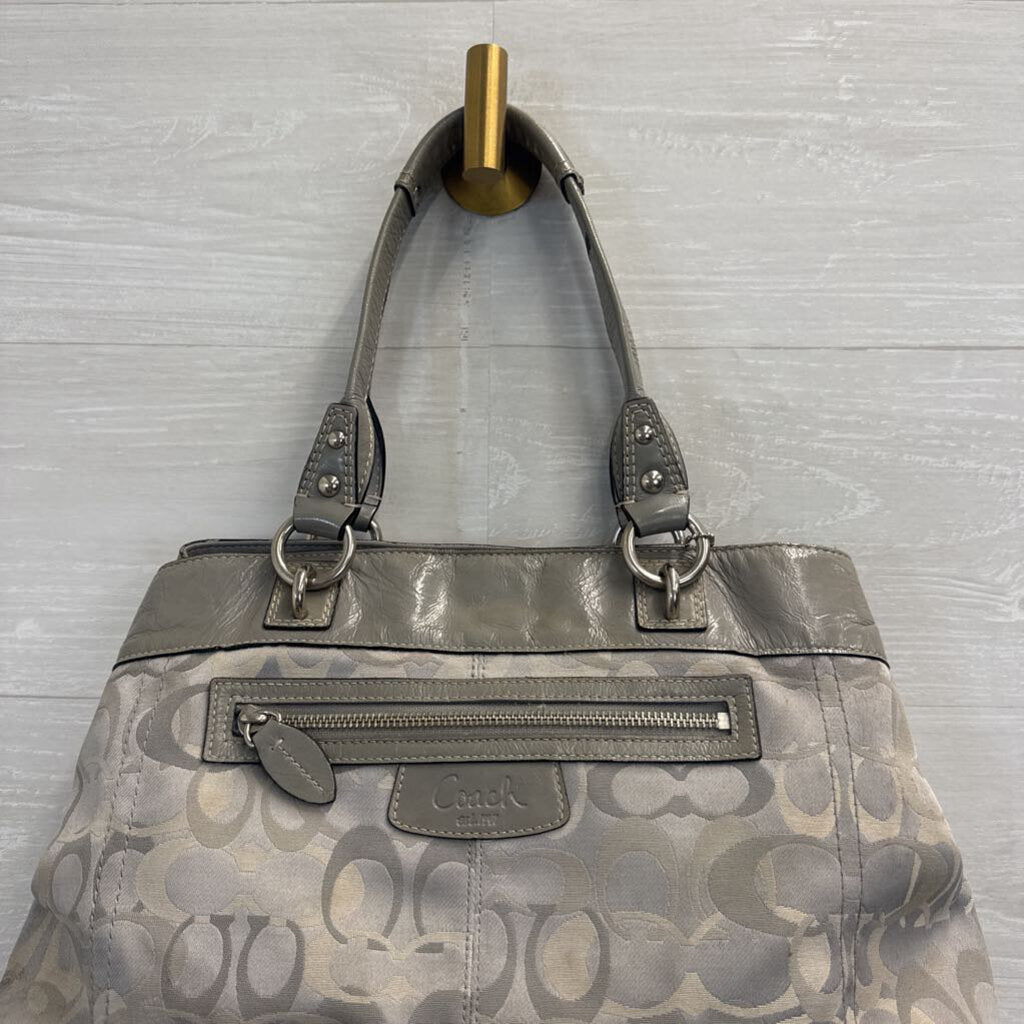 Vintage Coach Grey Penelope Signature Shoulder Purse