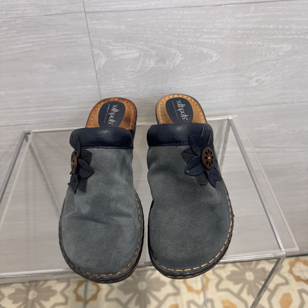 Softspots Blue Suede Flower Accent Clogs 9