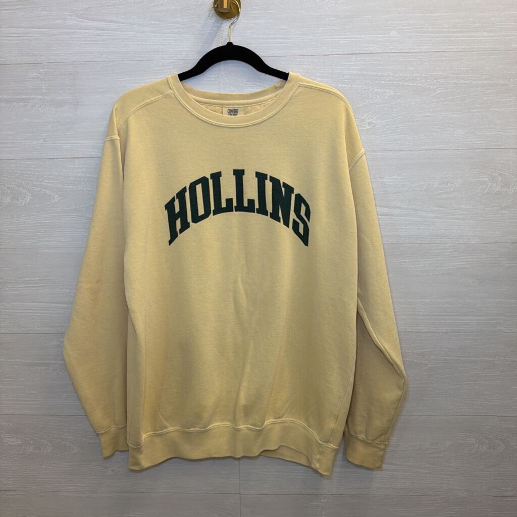 Comfort Colors Cream/ Green Hollins Crewneck Sweatshirt Medium