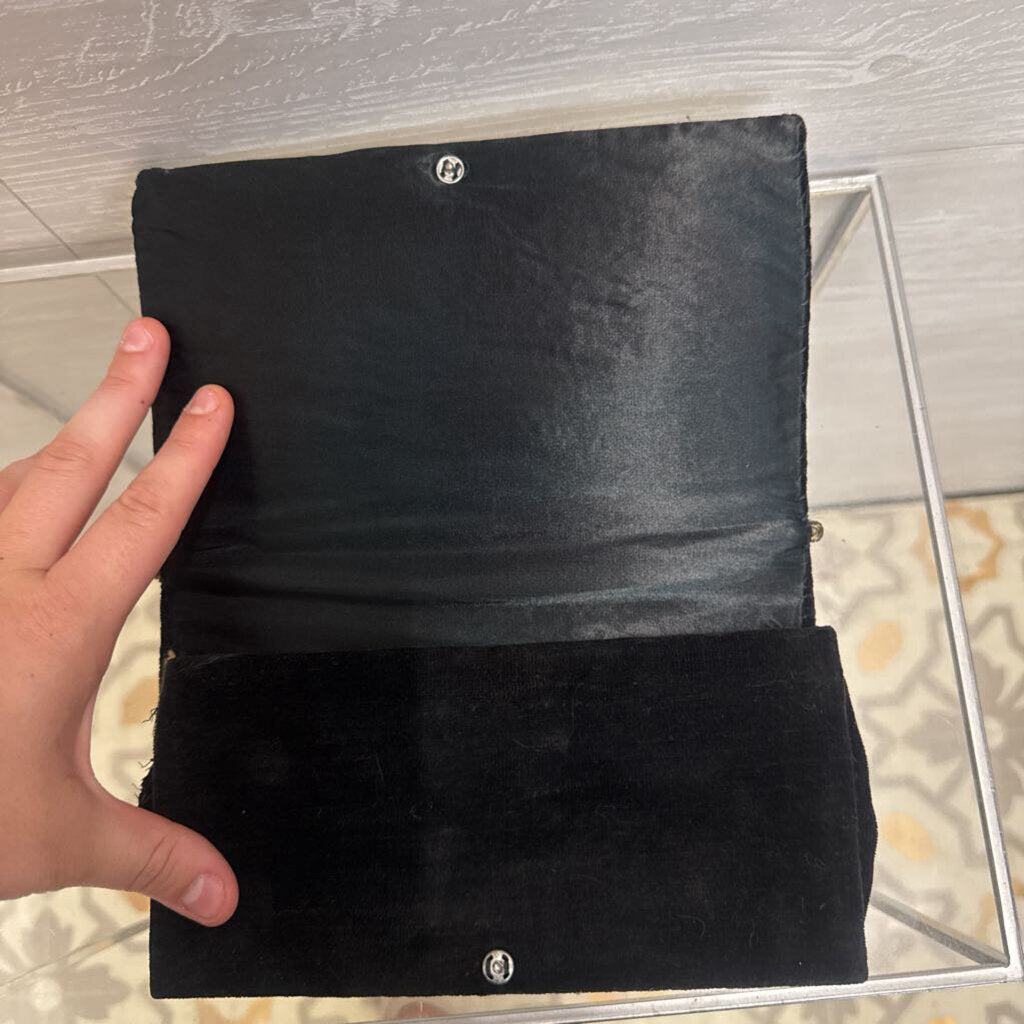 Vintage Black/ Silver Embroidered Clutch Purse