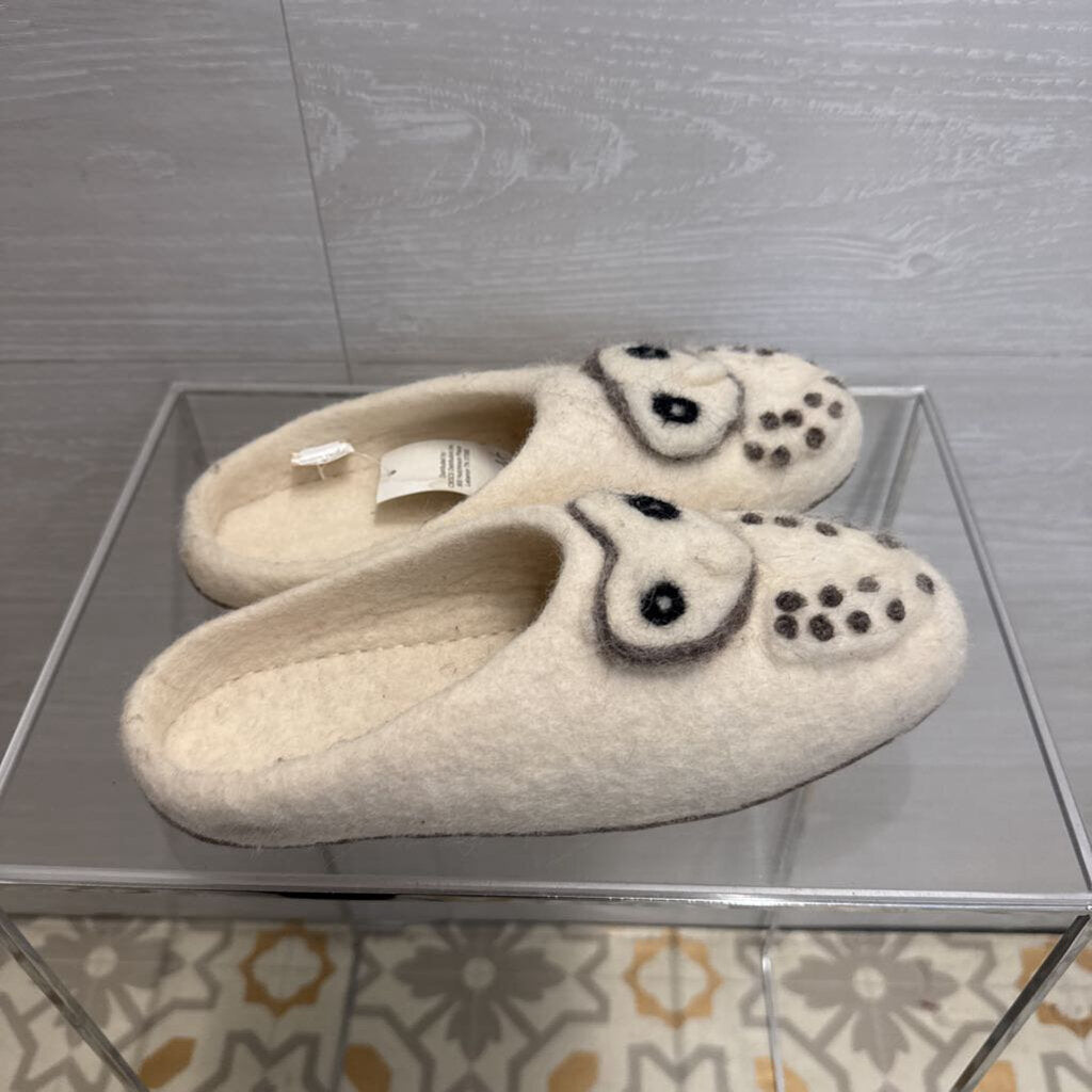 Cream 100% Wool Owl Slippers Small/ Medium