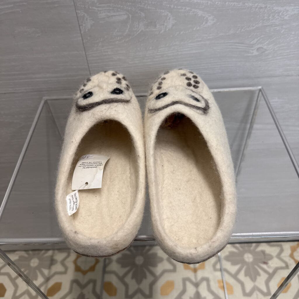 Cream 100% Wool Owl Slippers Small/ Medium