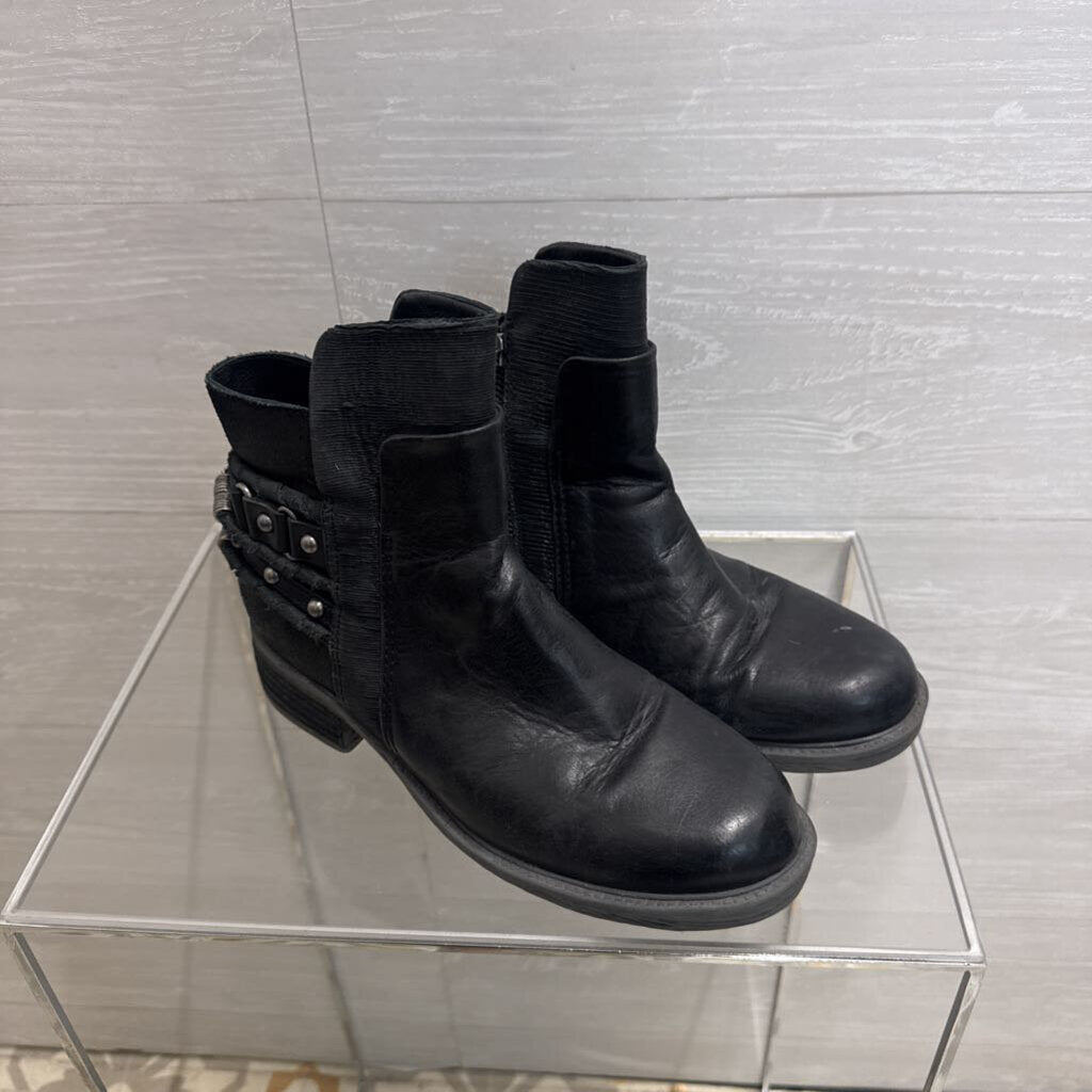 OTBT Black Leather Ankle Boots 7.5