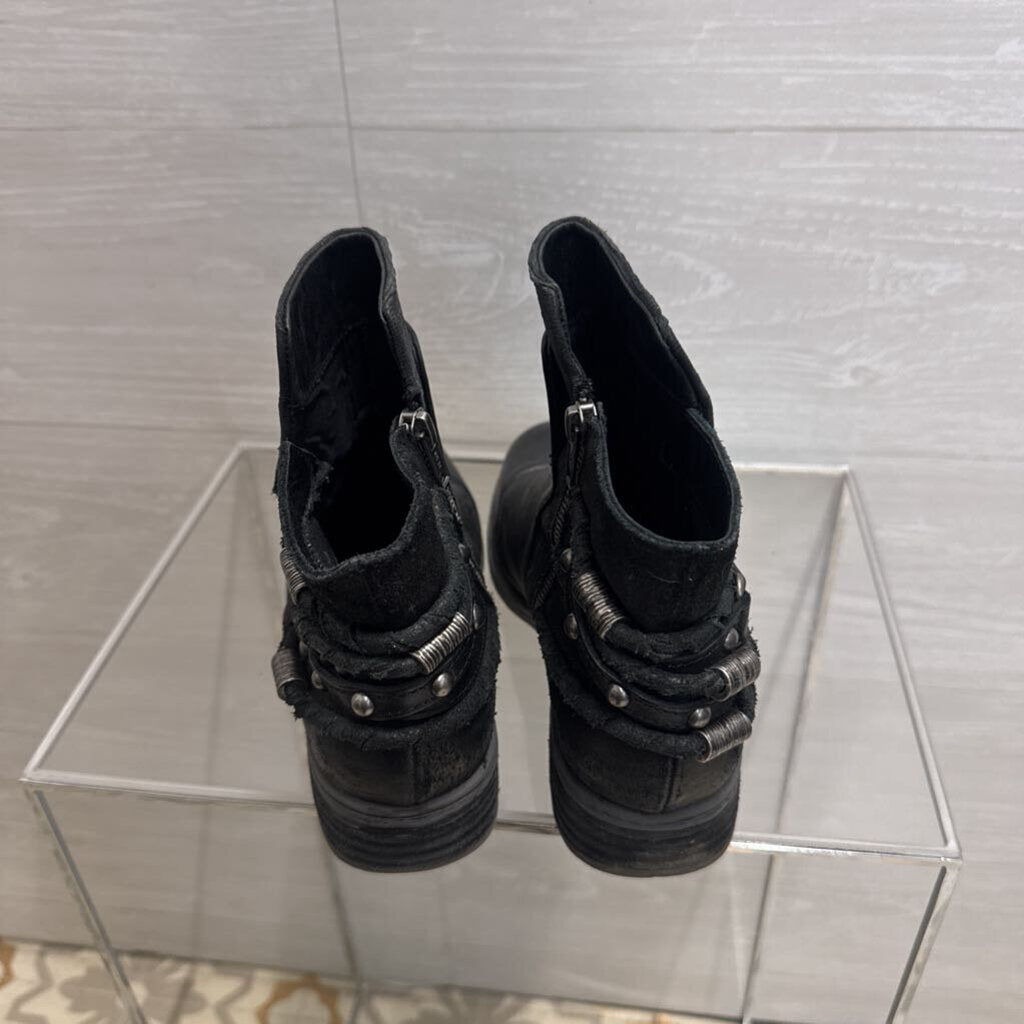 OTBT Black Leather Ankle Boots 7.5