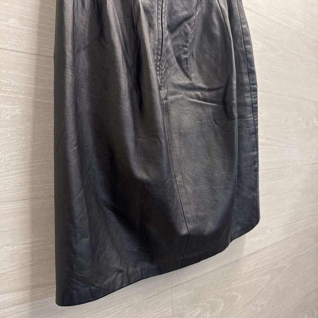 Ann Taylor Black Leather Mini Skirt 6