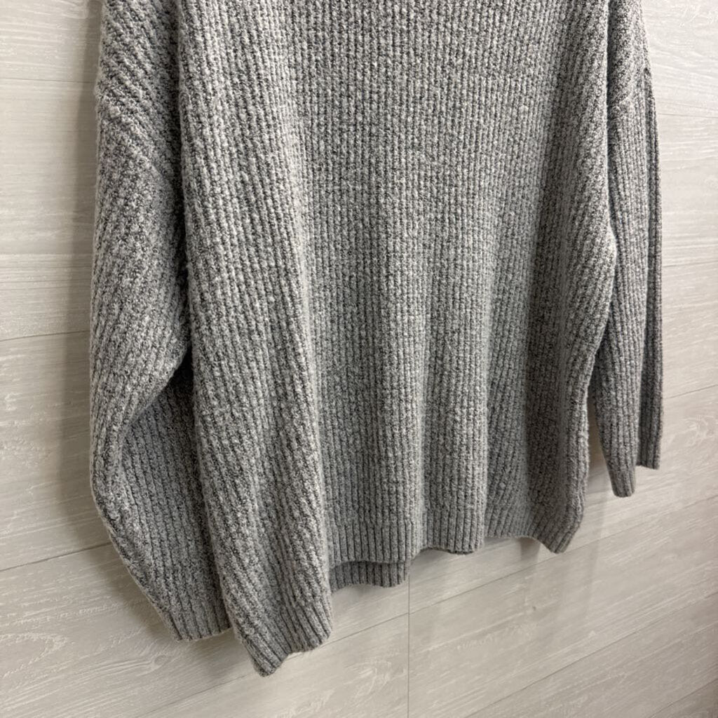 American Eagle Grey Crewneck Sweater Extra Large