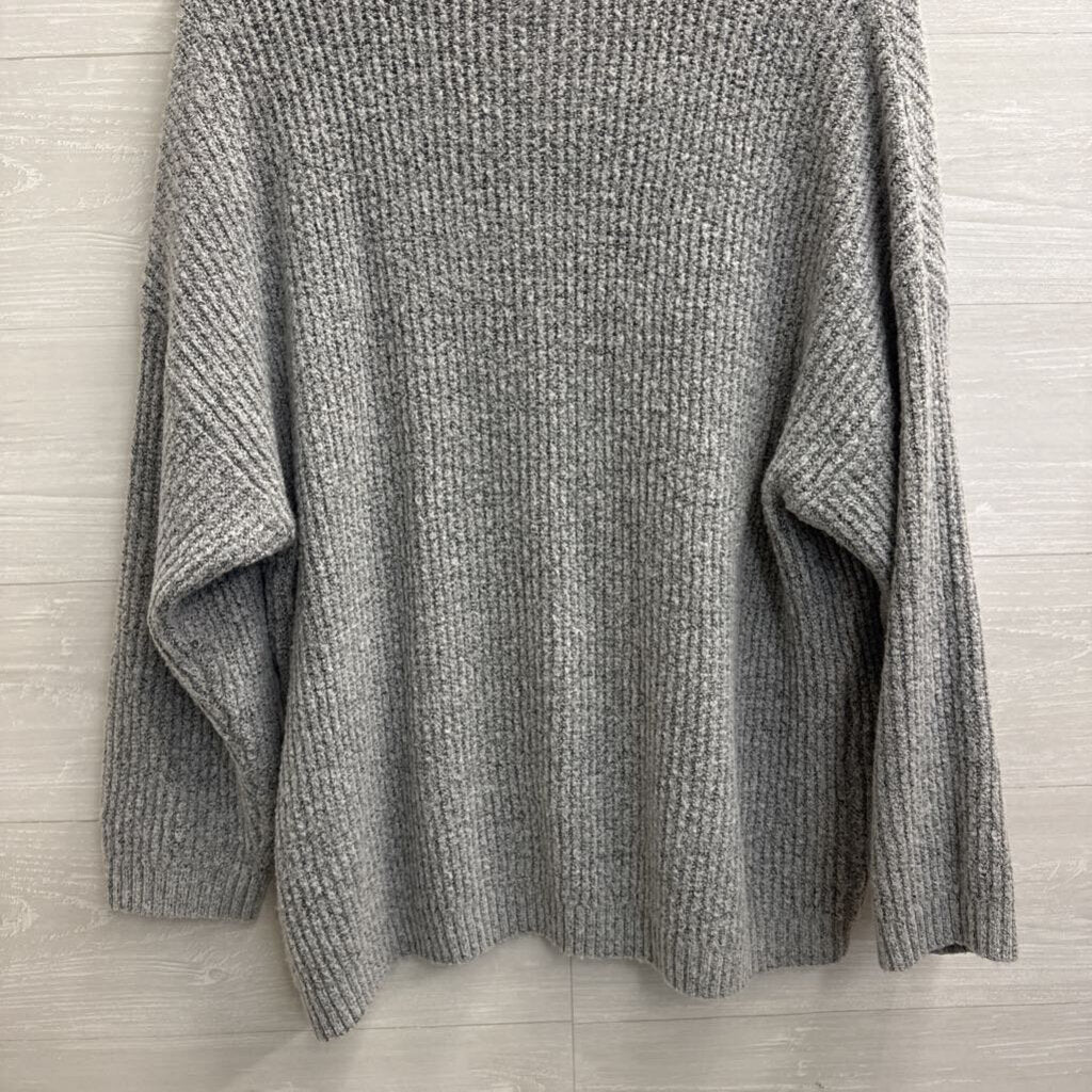 American Eagle Grey Crewneck Sweater Extra Large