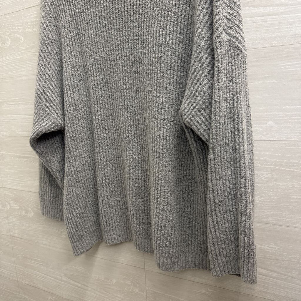 American Eagle Grey Crewneck Sweater Extra Large