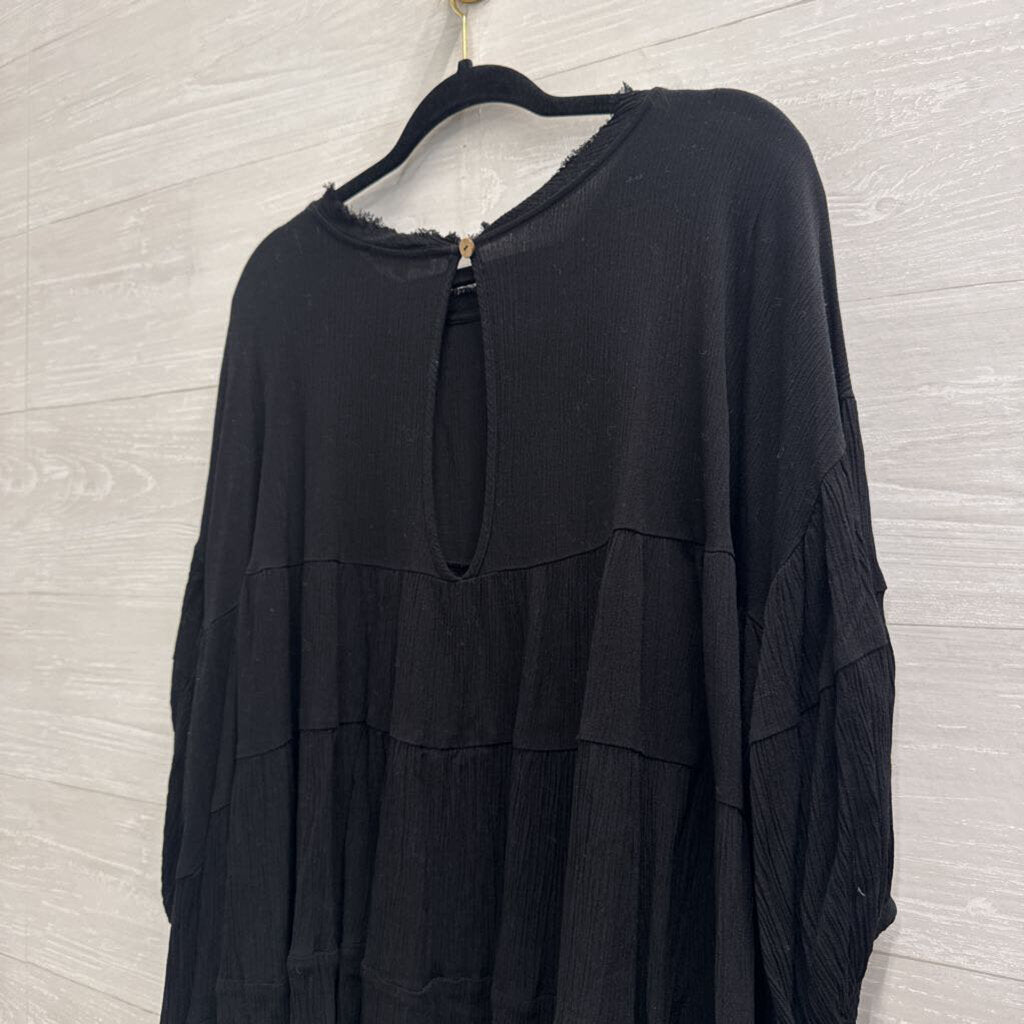 KyeMi Black Long Sleeve Boxy Top Medium