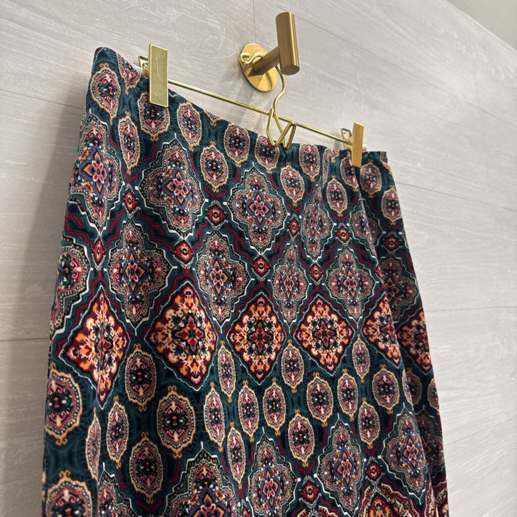 Loft Green/ Multi Corduroy Print Skirt 6
