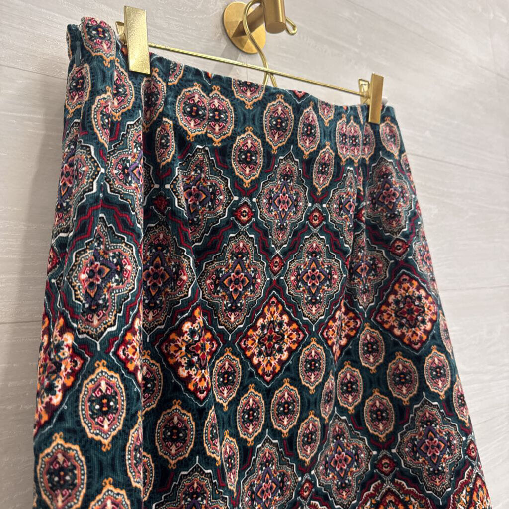 Loft Green/ Multi Corduroy Print Skirt 6