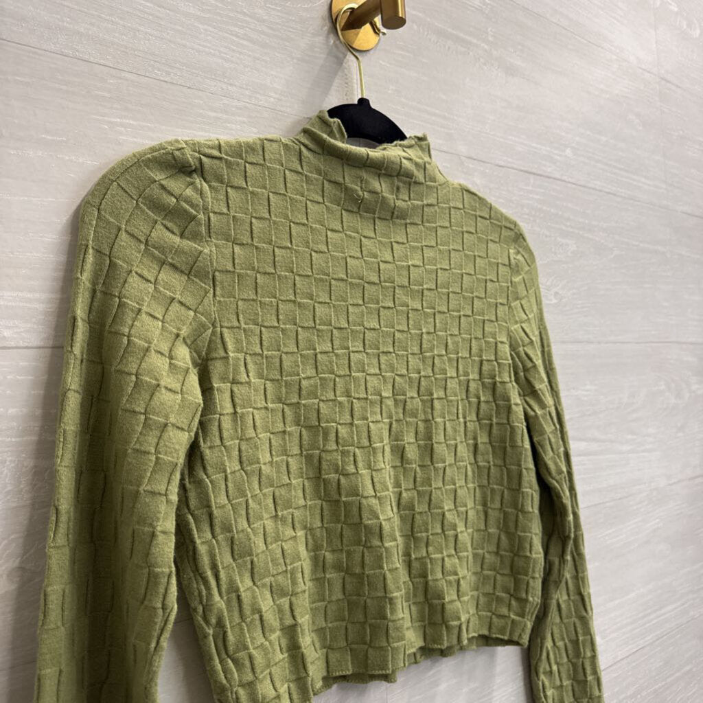 Green Checkered Cropped Long Sleeve Top Medium