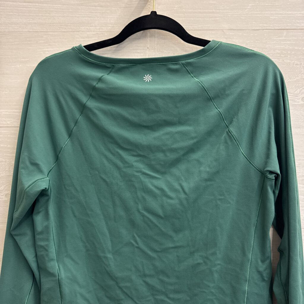 Athleta Green Long Sleeve Cropped Athletic Top Large