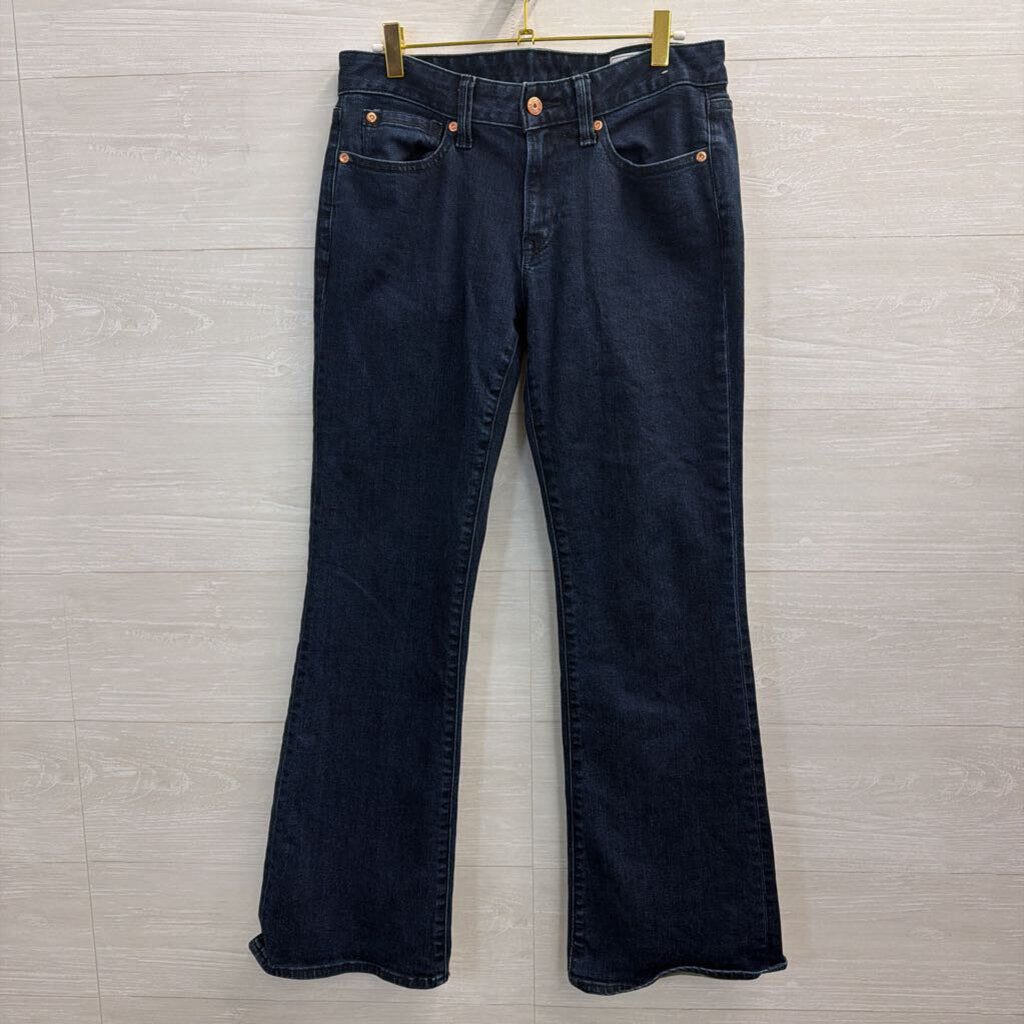 Gap Dark Wash Long and Lean Low Rise Jeans 28 Short