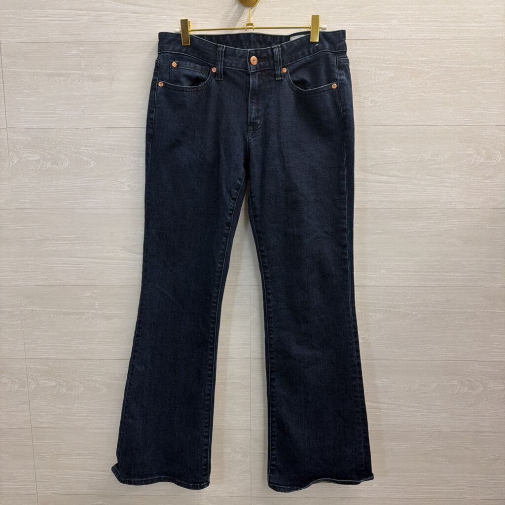 Gap Dark Wash Long and Lean Low Rise Jeans 28 Short