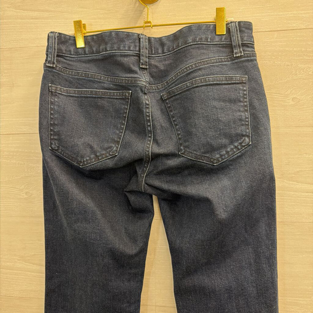 Gap Dark Wash Long and Lean Low Rise Jeans 28 Short