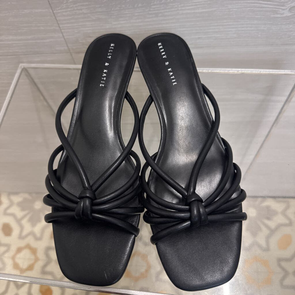Kelly and Katie Black Strappy Sandal Kitten Heels 8.5