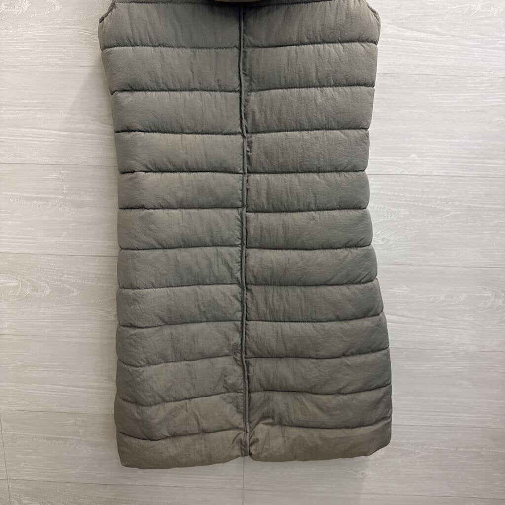 Western Style Grey Puffer Long Zip Up Vest Extra Large