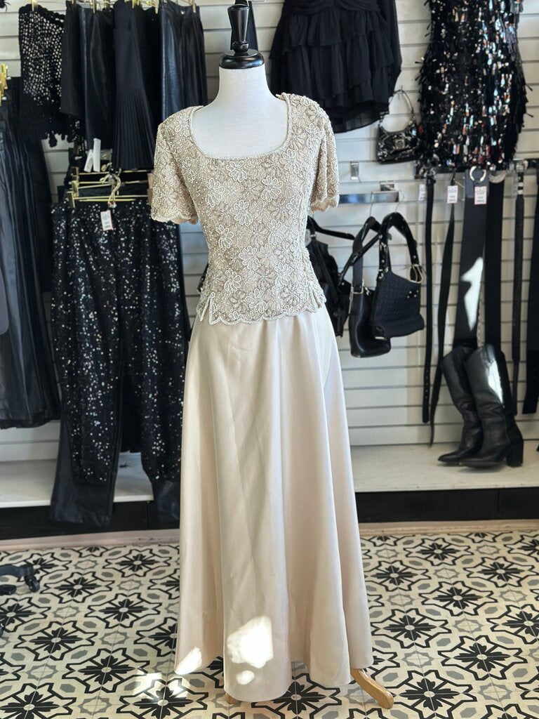 Vintage Stenay Golden Champagne Formal with Beaded Floral Top 16