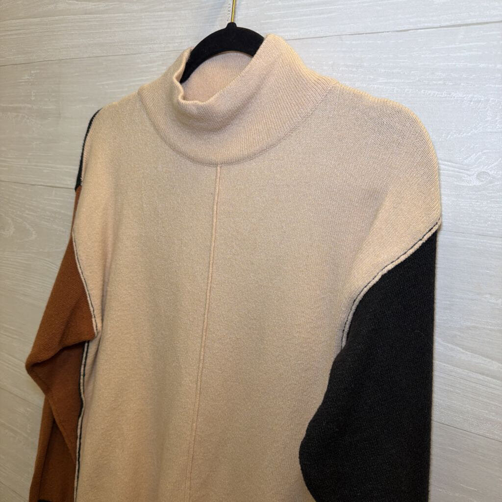 LUSH Beige/ Black Color Block Mock Neck Sweater Small