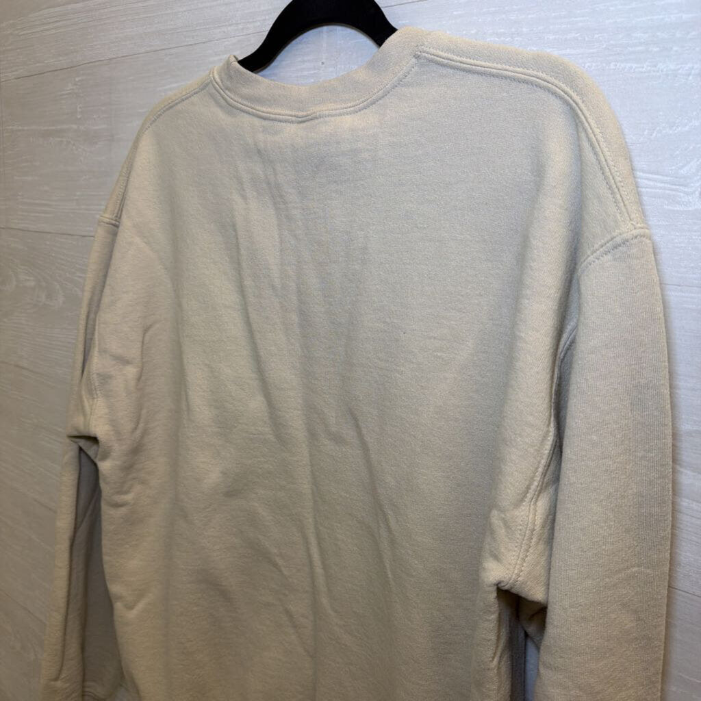 Gildan Beige Sanderson Sister Brewing Graphic Crewneck Sweatshirt Medium