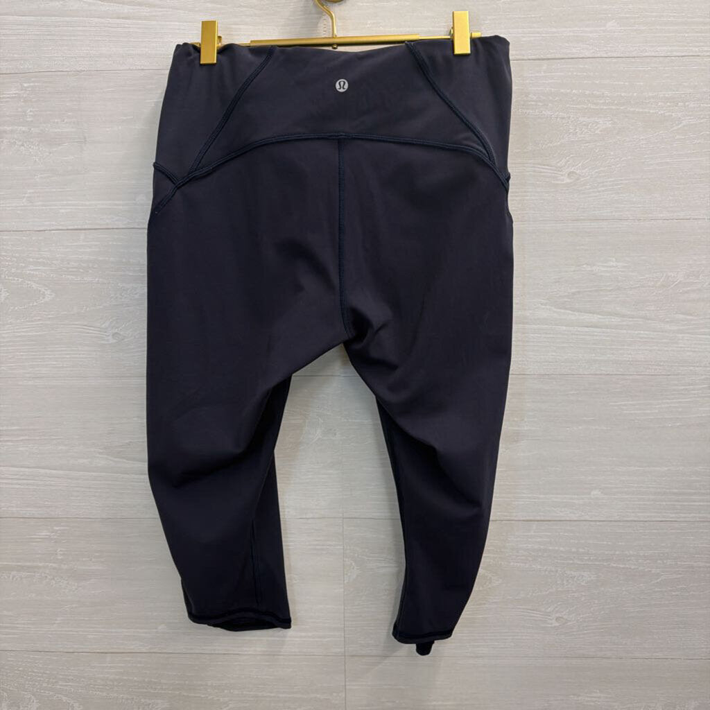 Lululemon Navy Cropped Leggings 12