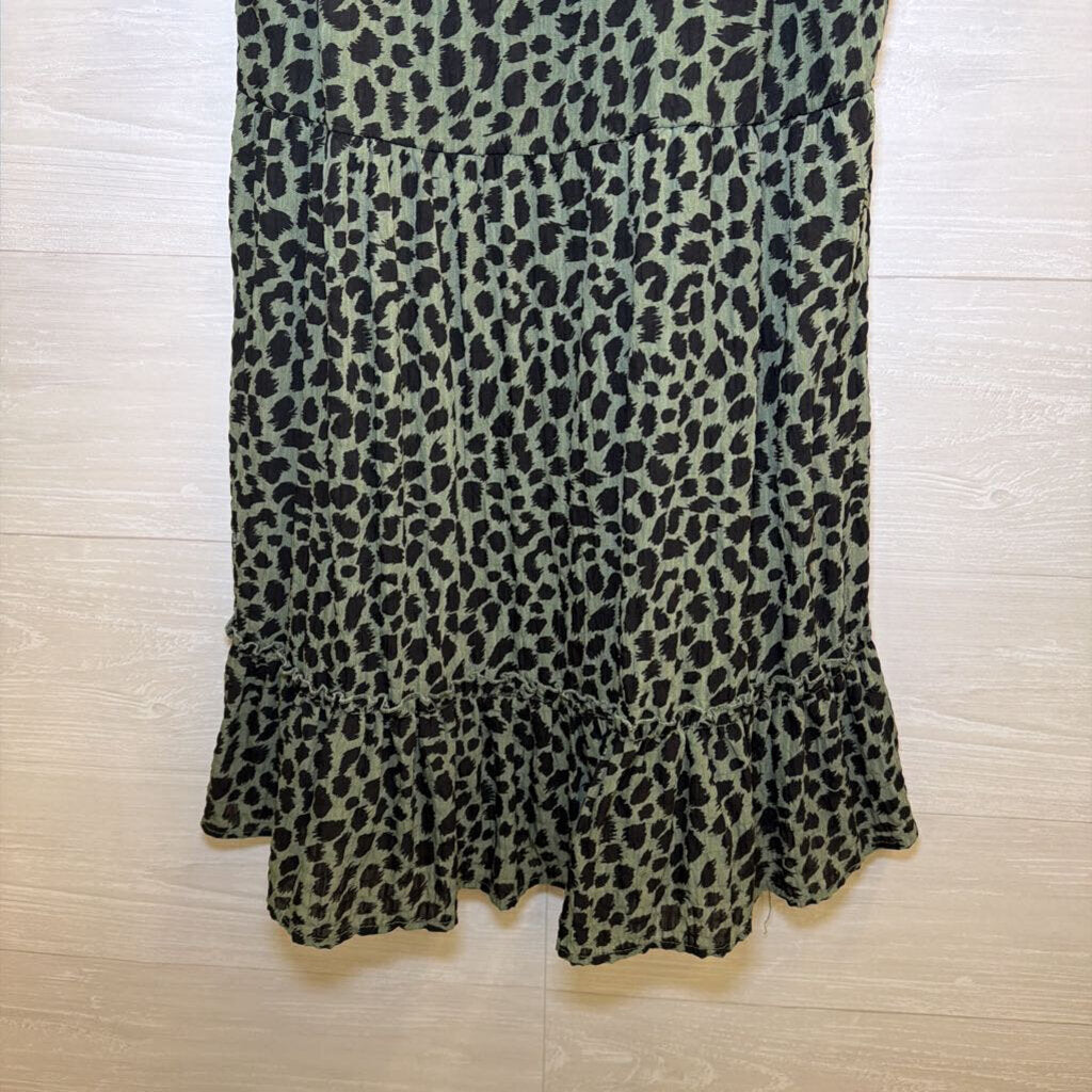 Mi Ami Green/ Black Leopard Print Short Puff Sleeve Dress Large