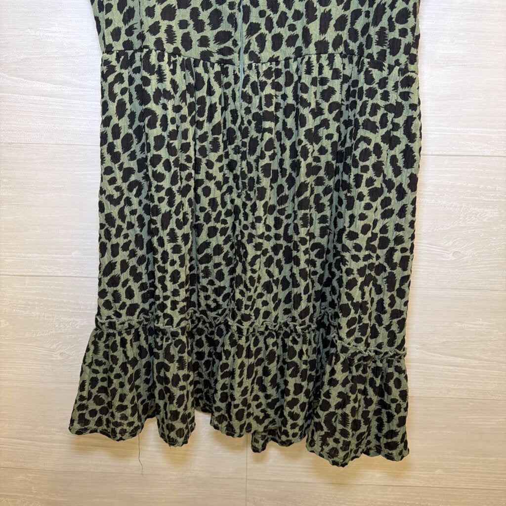 Mi Ami Green/ Black Leopard Print Short Puff Sleeve Dress Large
