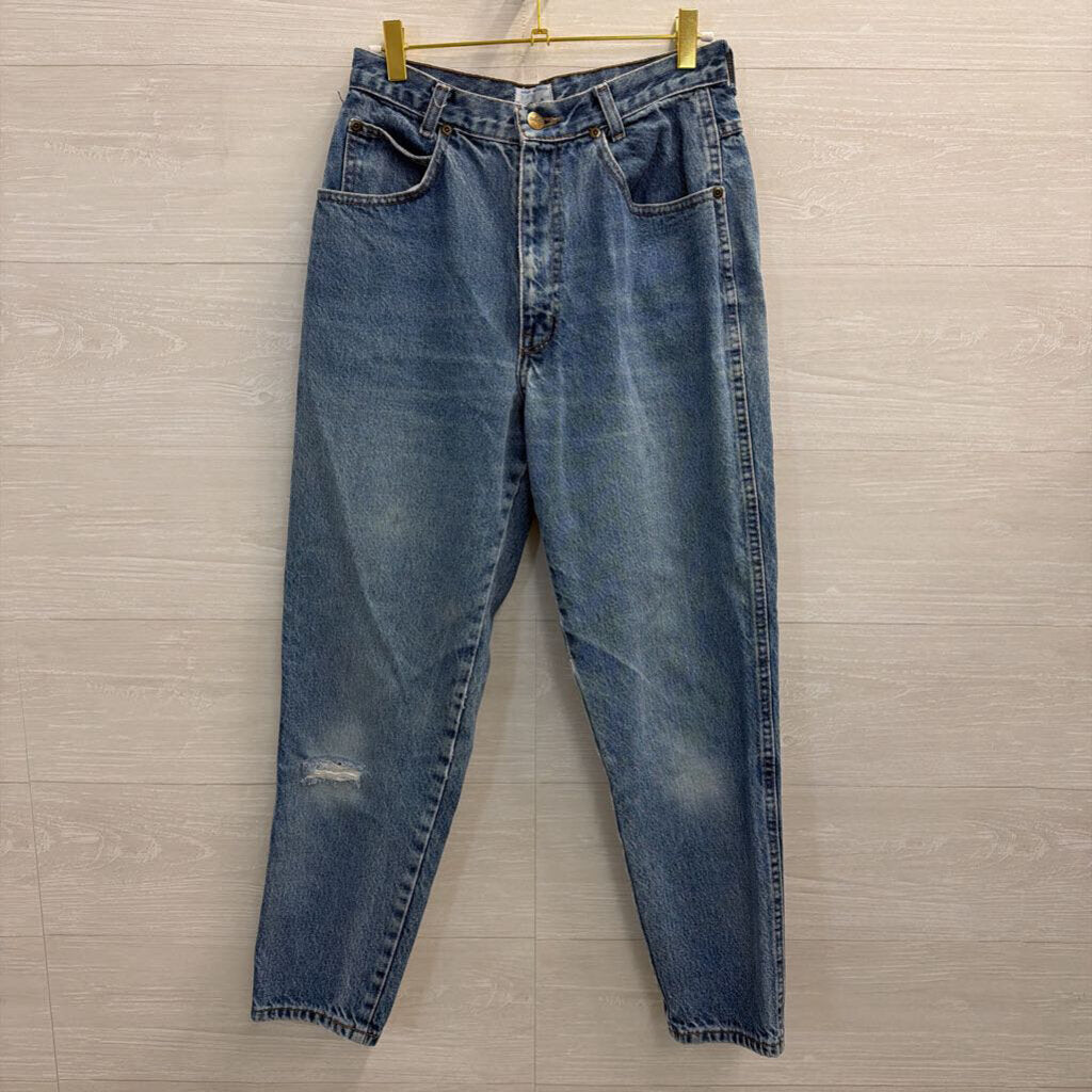 Vintage Chic Light Wash Distressed Mom Jeans 8 Petite